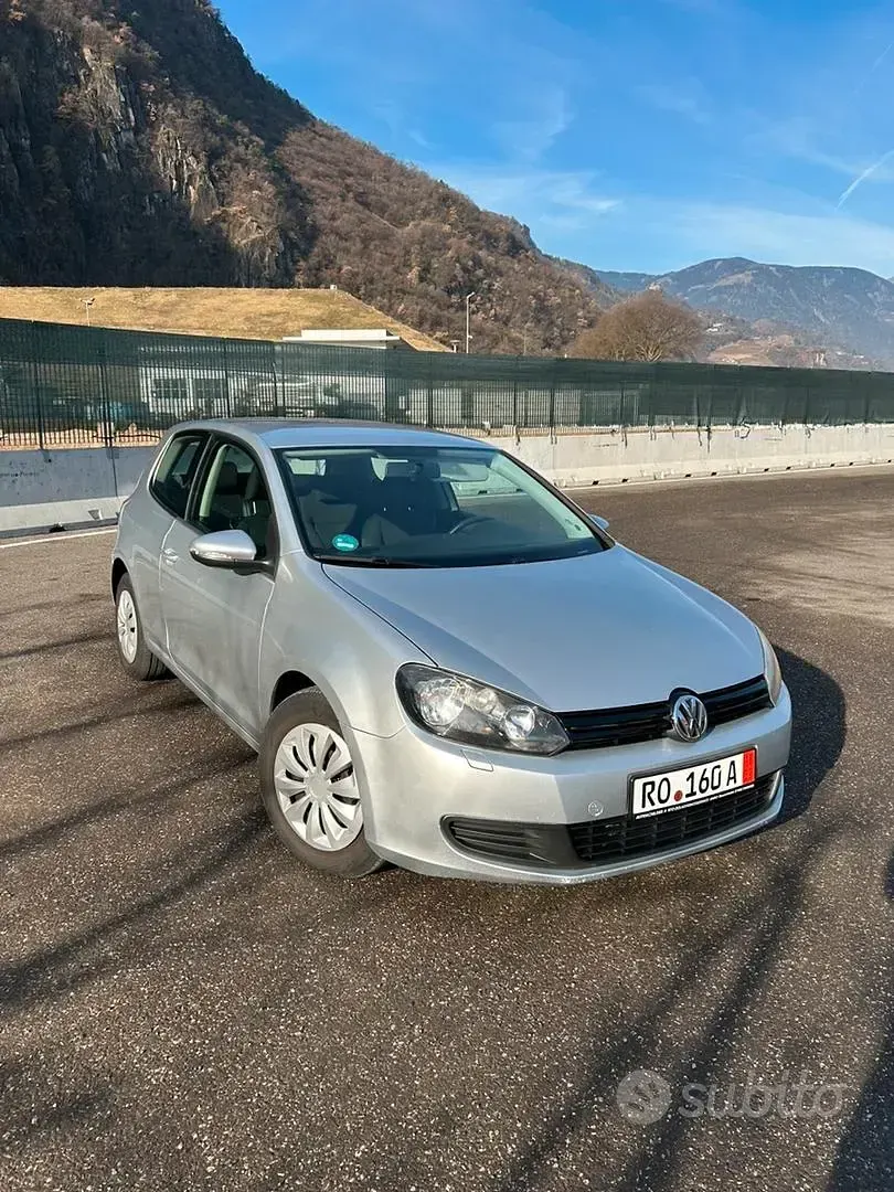 Usata VW Golf VI 105 CV (77 kW) 2010 Grigio Coupé