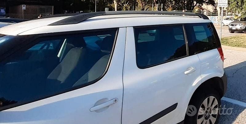Usata Skoda Yeti 105 CV (77 kW) 2010 Bianco SUV