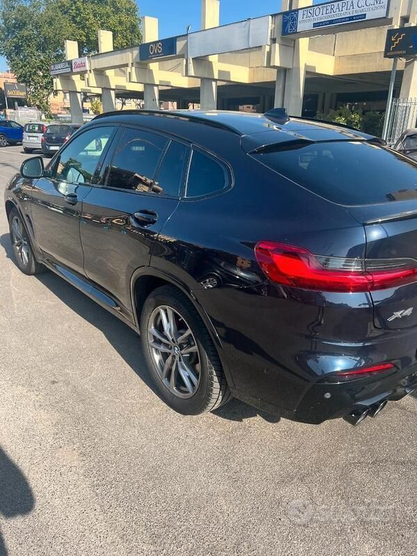 Usata BMW X4 M Sport 184 CV (135 kW) 2023 Nero SUV