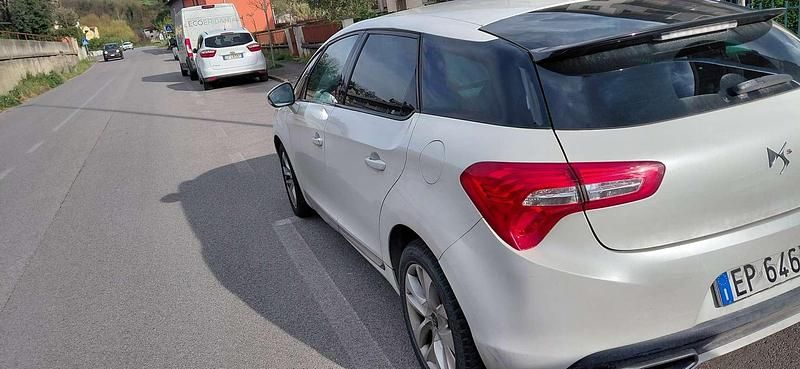 Usata Citroën DS5 Chic 163 CV (119 kW) 2013 Utilitaria