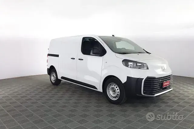 Usata Toyota Proace 179 CV (131 kW) 2026 Bianco Monovolume