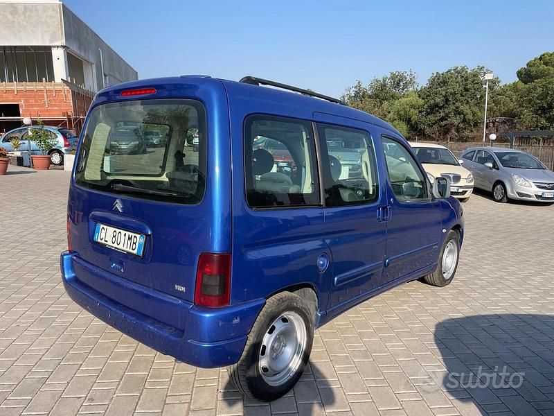 Usata Citroën Berlingo 90 CV (66 kW) 2005 Blu Monovolume