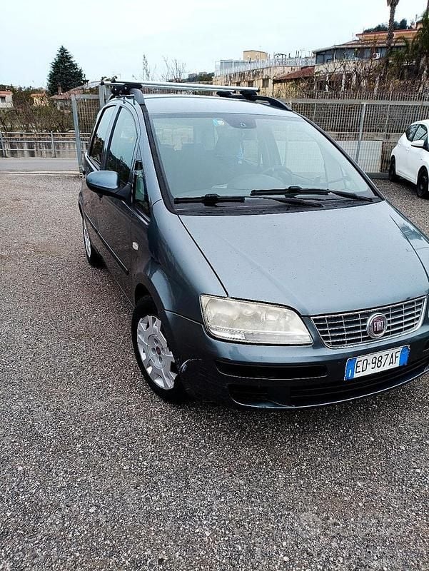 Usata Fiat Idea 95 CV (69 kW) 2010 Monovolume