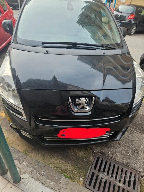 Nero Usata 2012 Peugeot 5008 Business-Line Monovolume | 2500 € (Ottimo prezzo) - Immagine 1/4