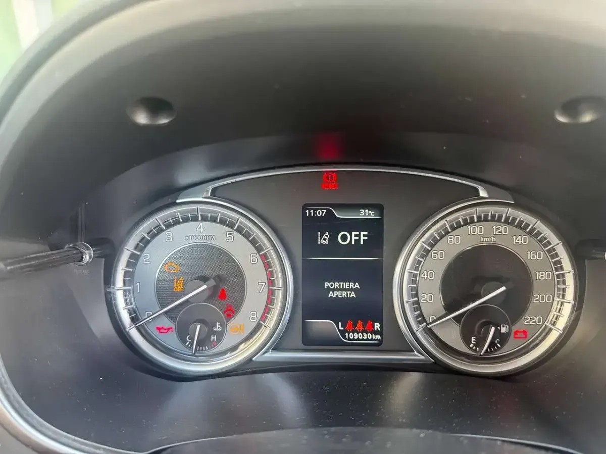 Usata Suzuki Vitara Cool 129 CV (94 kW) 2021 Bianco SUV