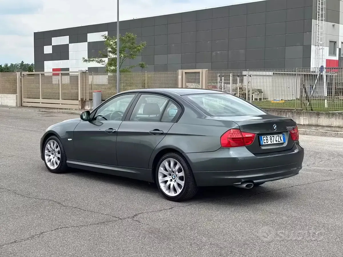 Occasion BMW 320 177 ch (130 kW) 2008 Gris Berline