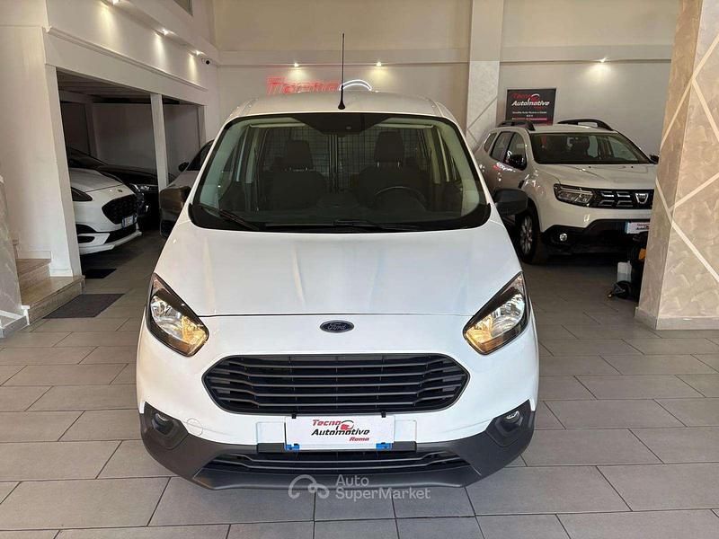 Usado Ford Transit Trend 101 CV (74 kW) 2022 Blanco Berlina