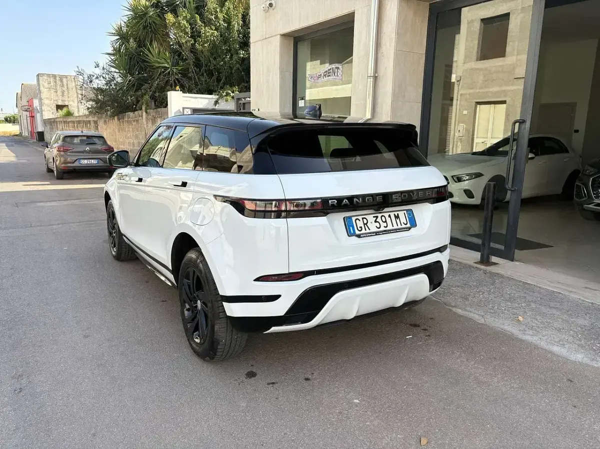 Usata Land Rover Range Rover evoque R-Dynamic 200 CV (147 kW) 2023 Bianco SUV