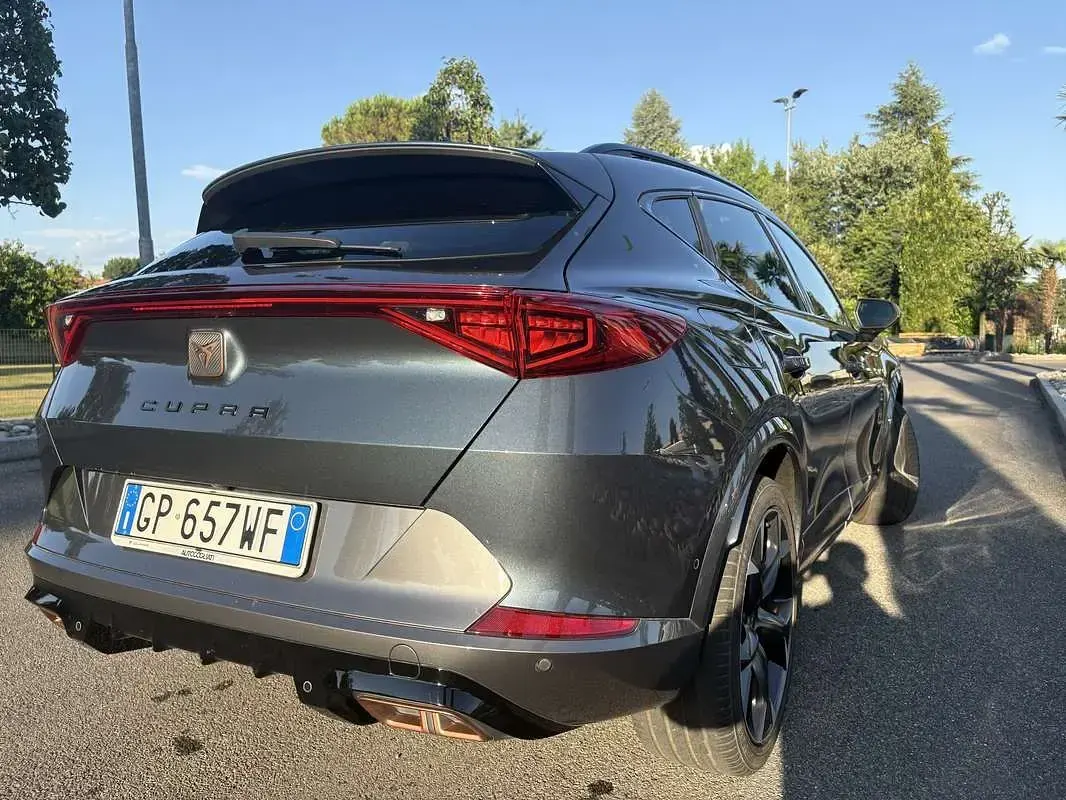 Usata Cupra Formentor VZ 245 CV (180 kW) 2023 Grigio SUV