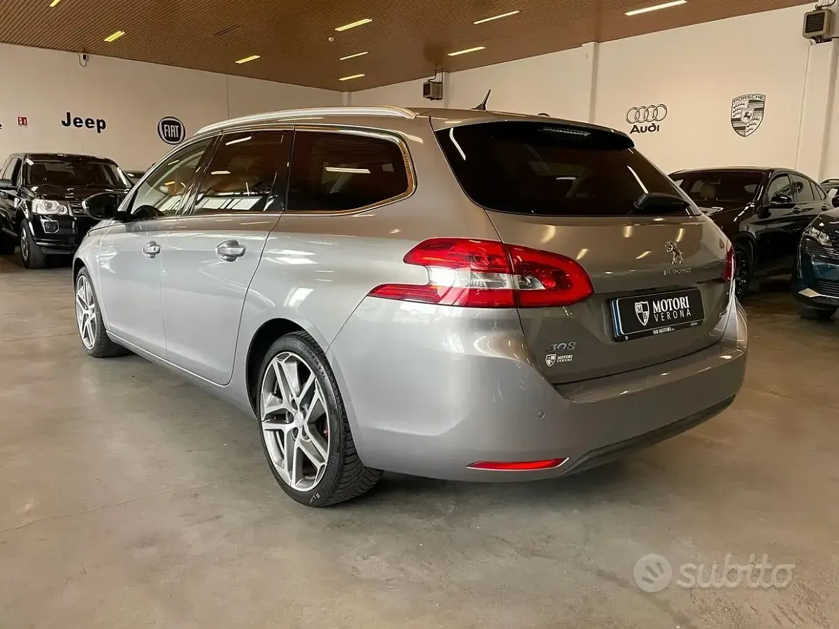 Usata Peugeot 308 Active 120 CV (88 kW) 2015 Grigio Station wagon