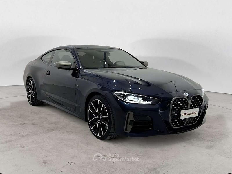 Usata BMW 440 M Sport 374 CV (275 kW) 2023 Blu metallizzato Coupé