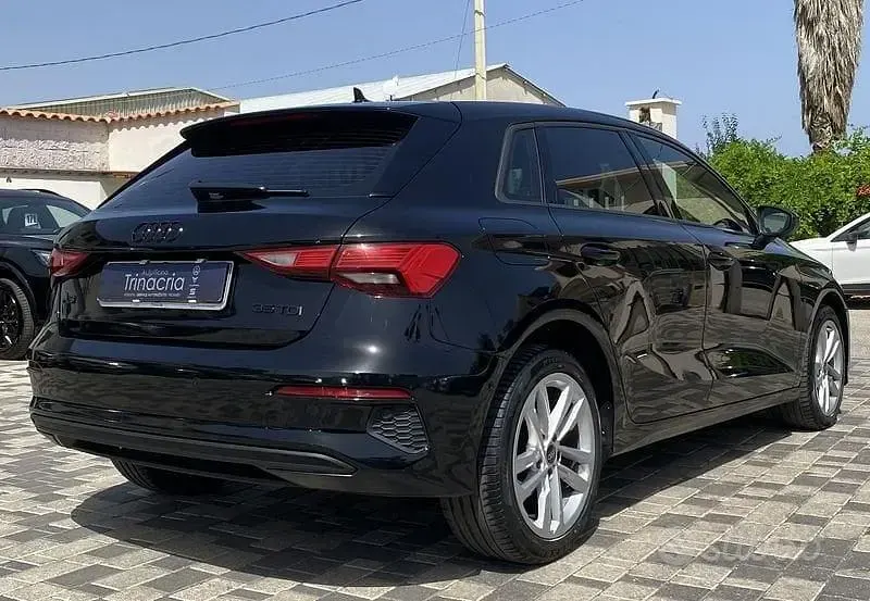 Usata Audi A3 Business 150 CV (110 kW) 2022 Nero Berlina