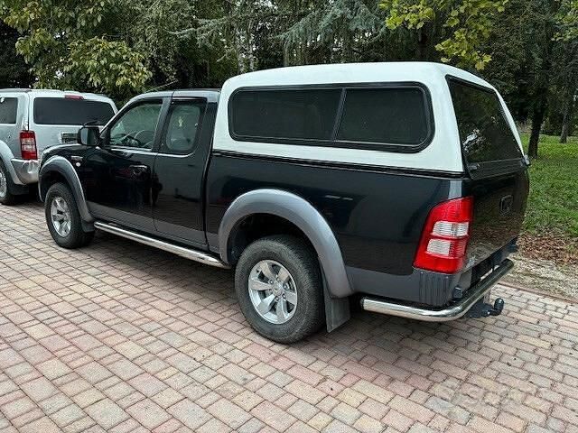 Usata Ford Ranger XL 143 CV (105 kW) 2009 Nero Pick-up