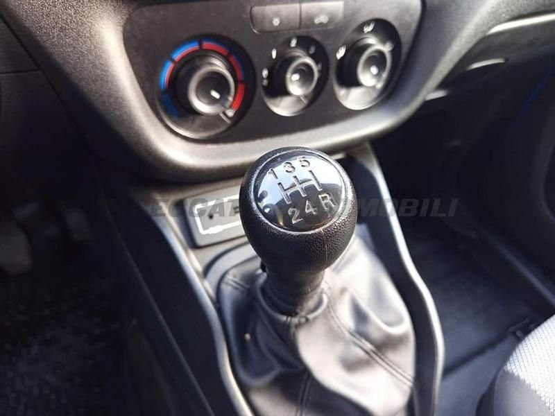 Usata Fiat Doblò 95 CV (69 kW) 2018 Blu Monovolume