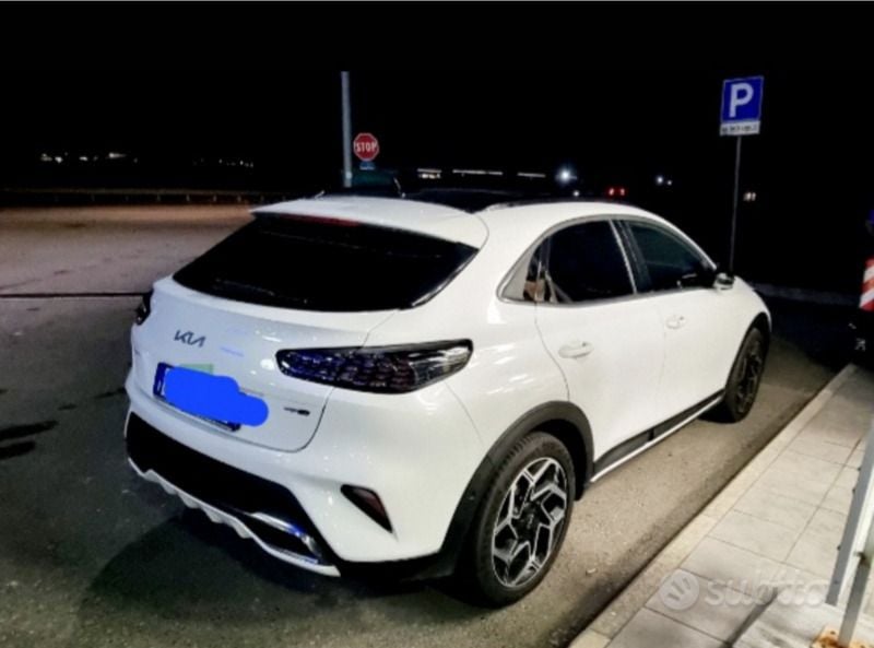 Bianco Usata 2023 Kia XCeed 2 SUV | 23.000 € (Buon prezzo) - Immagine 1/4