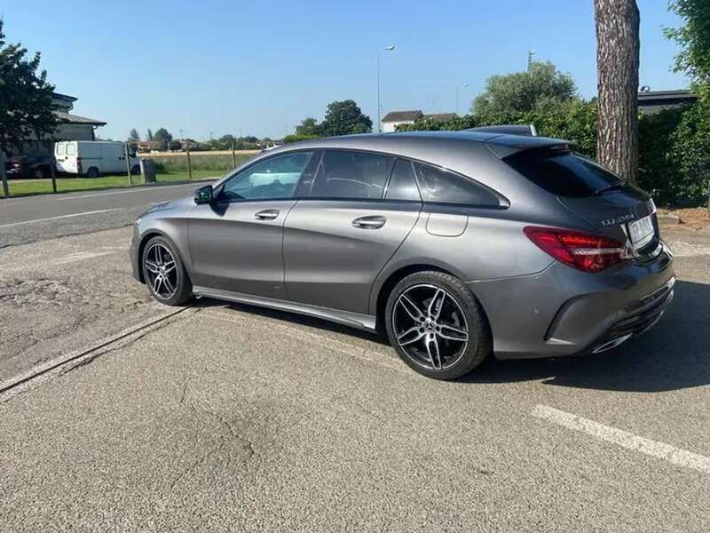 Usata Mercedes CLA180 Executive 136 CV (100 kW) 2018 Grigio Berlina