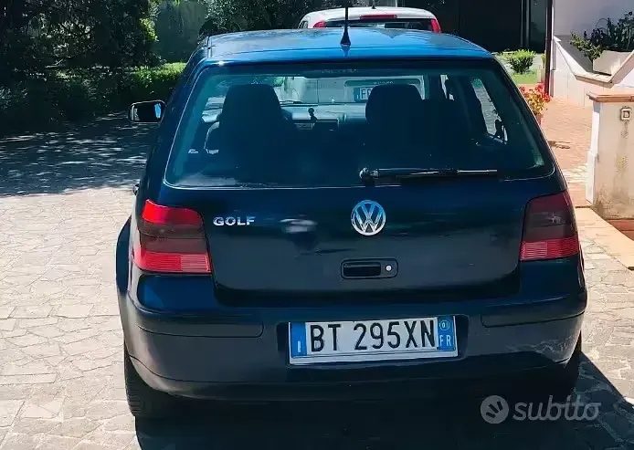 Usata VW Golf IV 75 CV (55 kW) 2001 Bluazzurro Berlina