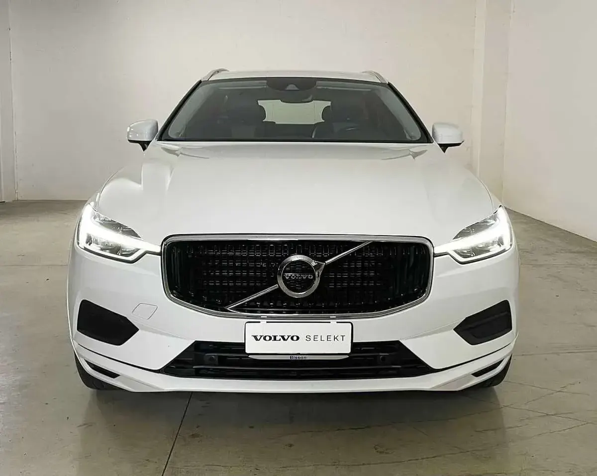 Usata Volvo XC60 Business Edition 211 CV (155 kW) 2020 Bianco SUV