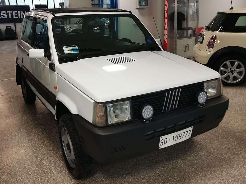 Usata Fiat Panda 4x4 50 CV (36 kW) 1986 Bianco Utilitaria