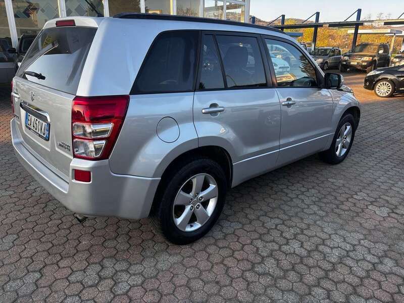 Usata Suzuki Grand Vitara 129 CV (94 kW) 2010 Other SUV
