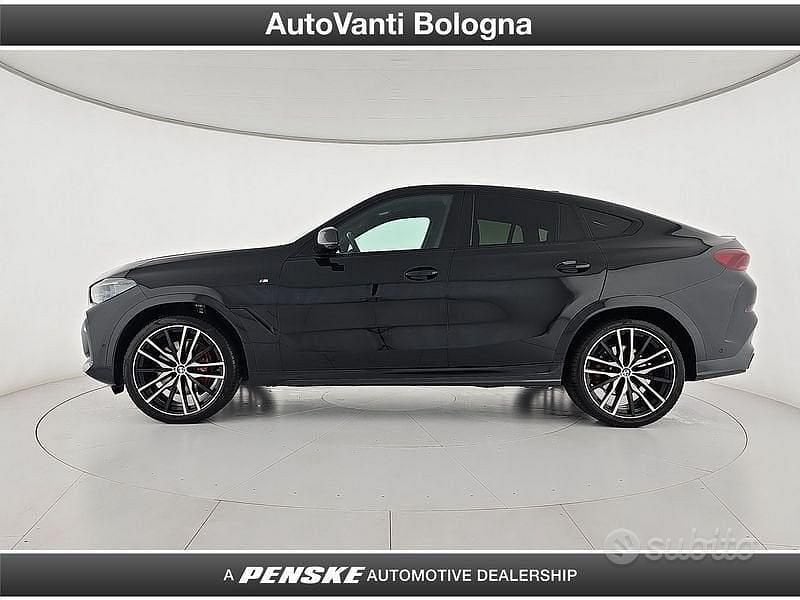Begagnad BMW X6 M Sport 333 HK (244 kW) 2022 Svart SUV