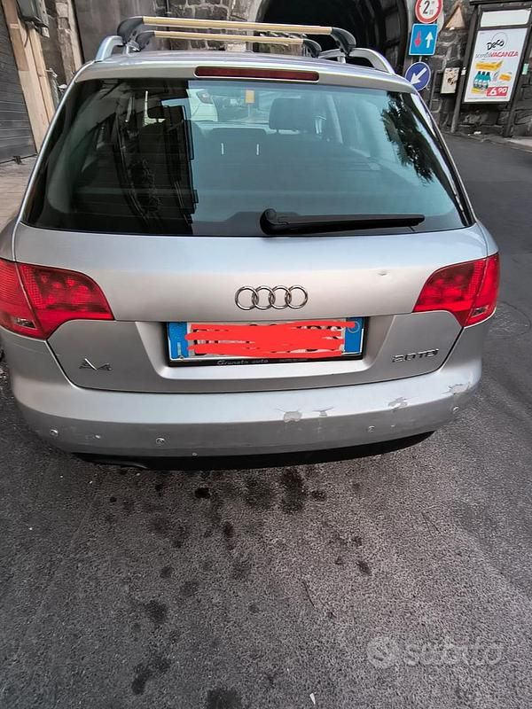 Usata Audi A4 131 CV (96 kW) 2005 Grigio Station wagon