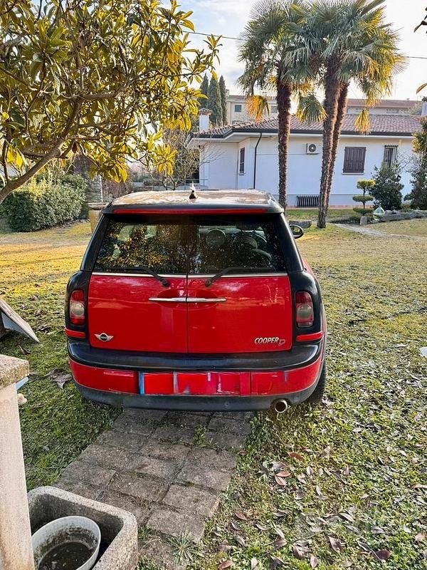 Usata Mini Cooper D Clubman 109 CV (80 kW) 2012 Rosso Station wagon
