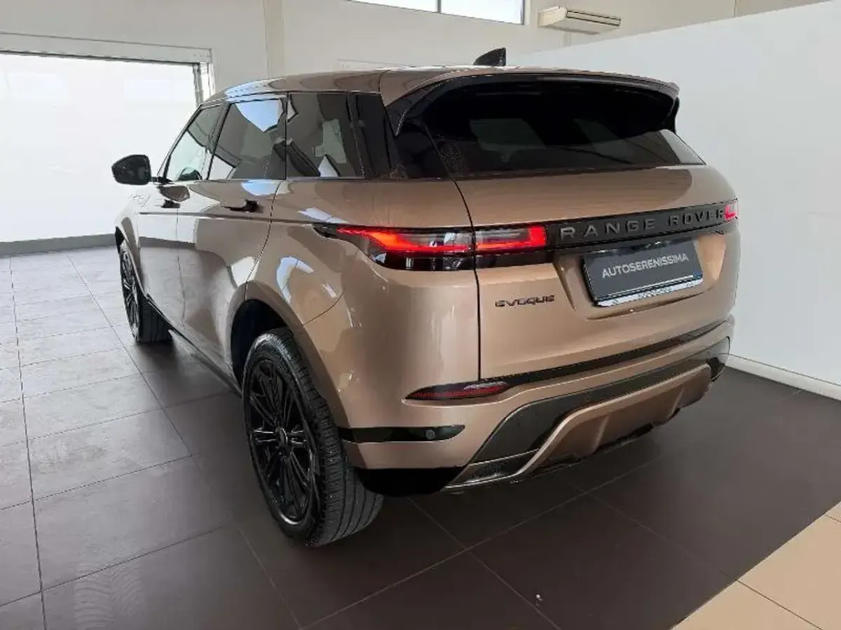Usata Land Rover Range Rover evoque SE 163 CV (119 kW) 2024 Bronzo SUV