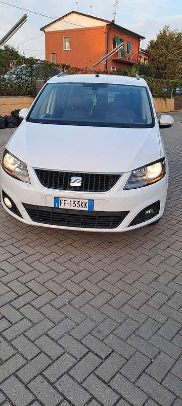 Käytetty Seat Alhambra Style 140 HP (102 kW) 2015 Tila-auto