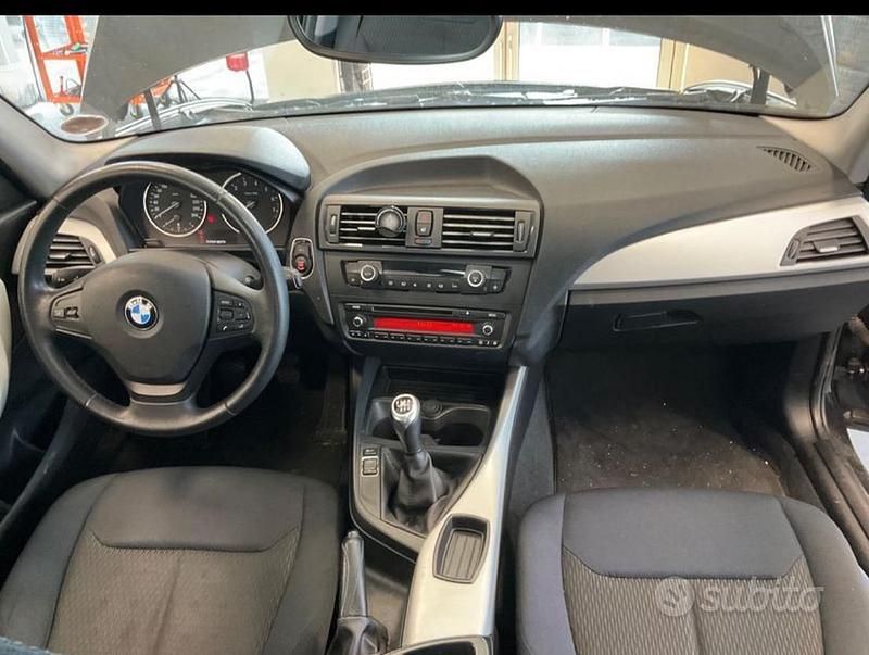 Usata BMW 116 Comfort Edition 136 CV (100 kW) 2012 Nero Utilitaria