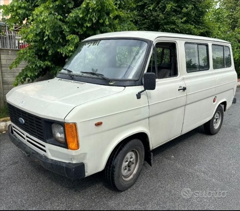 Usata Ford Transit 1982 Grigio Monovolume