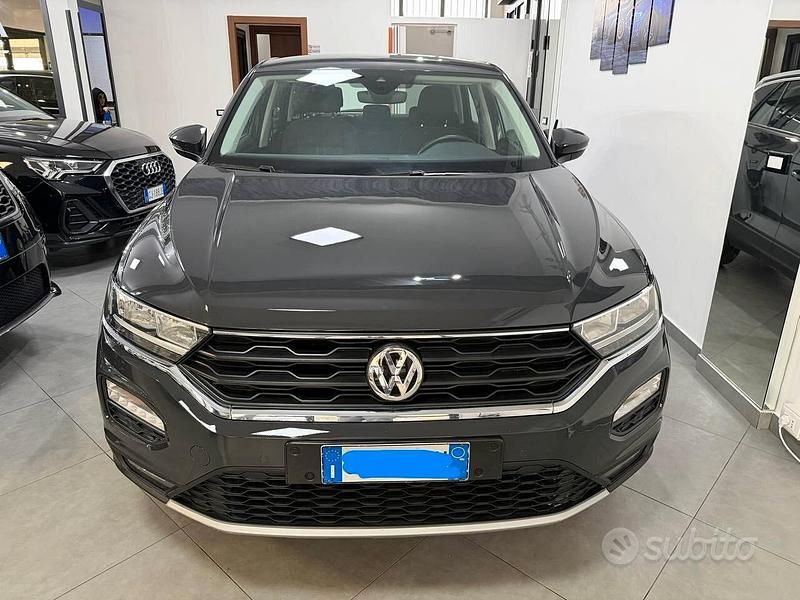 Usata VW T-Roc Advance 115 CV (84 kW) 2020 Grigio SUV