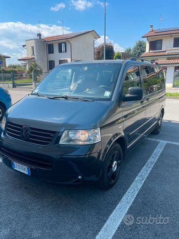Nero Usata 2005 VW Multivan Highline Furgone | 12.000 € (Super prezzo) - Immagine 1/4