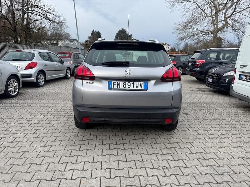 Usata Peugeot 2008 Allure 82 CV (60 kW) 2018 Beige SUV