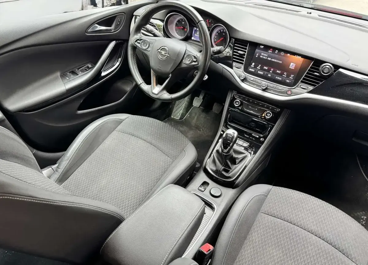 Occasion Opel Astra Innovation 110 ch (80 kW) 2018 Other Berline
