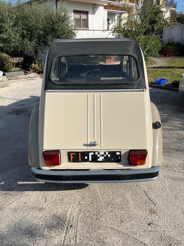 Usata Citroën 2CV 29 CV (21 kW) 1984 Berlina
