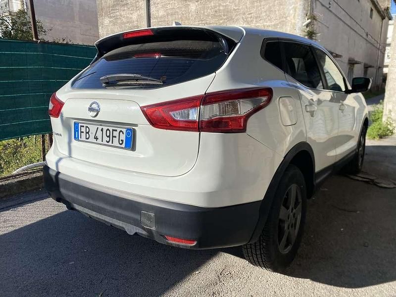 Usata Nissan Qashqai Acenta Premium 116 CV (85 kW) 2015 SUV