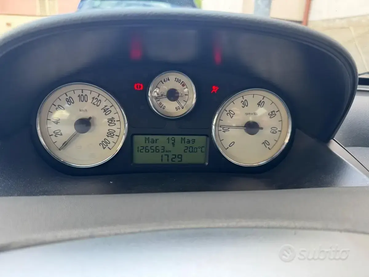 Usata Lancia Ypsilon 60 CV (44 kW) 2005 Utilitaria