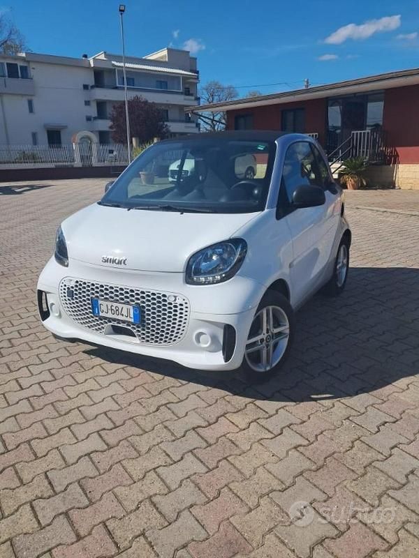 Usata Smart ForTwo Coupé 41 kW (56 CV) 2022 Bianco Coupé