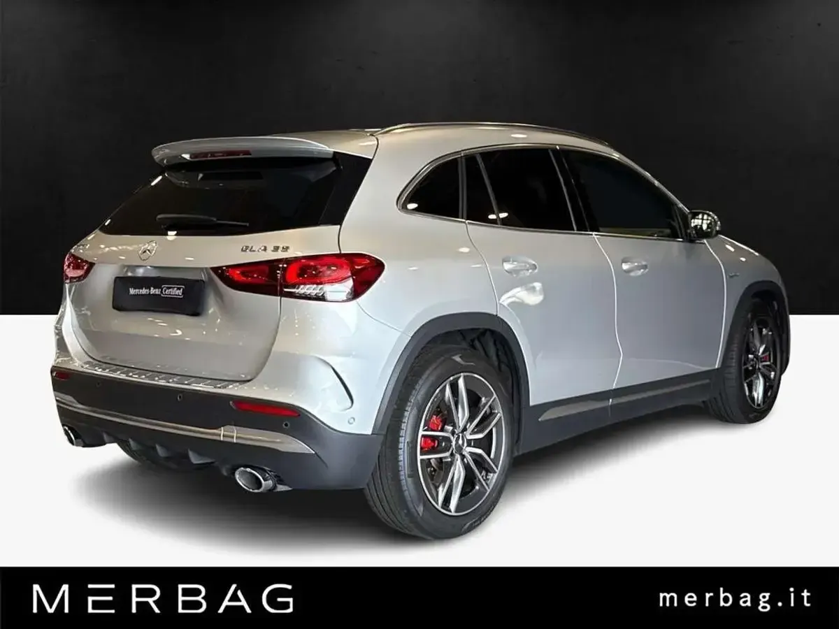 Usata Mercedes GLA35 AMG AMG 306 CV (225 kW) 2022 Argento SUV