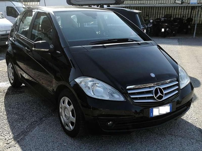 Usata Mercedes A160 82 CV (60 kW) 2010 Nero Monovolume