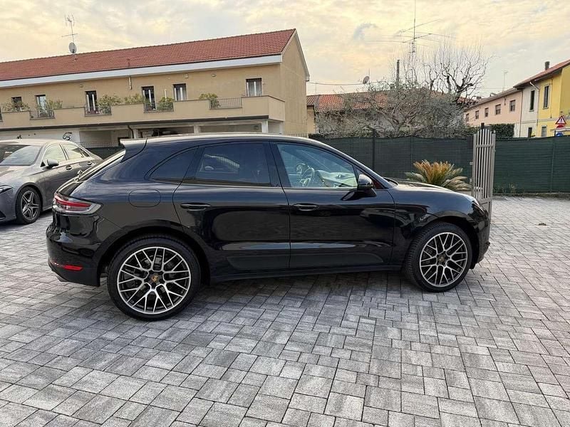 Usata Porsche Macan 354 CV (260 kW) 2021 Nero SUV