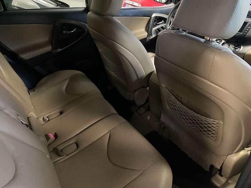 Usata Toyota RAV4 Luxury 150 CV (110 kW) 2009 Grigio SUV