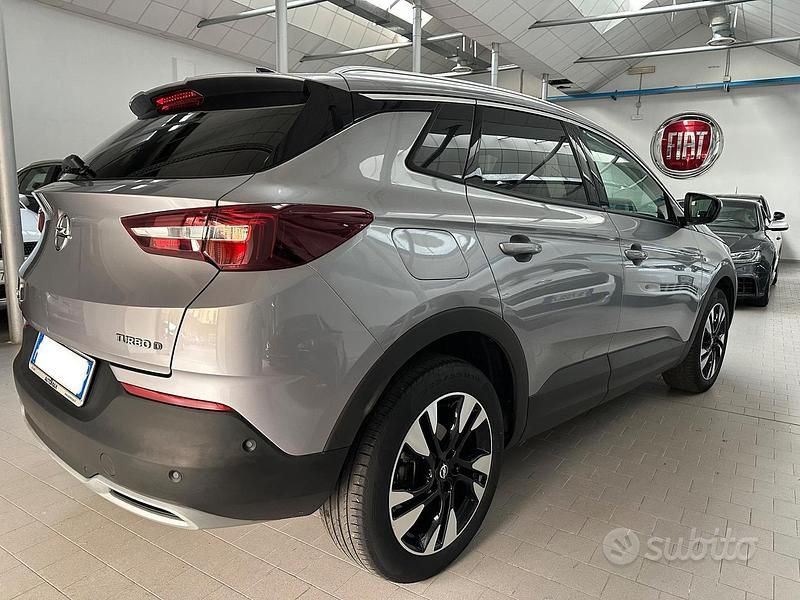 Usata Opel Grandland X Ultimate 131 CV (96 kW) 2019 Grigio SUV