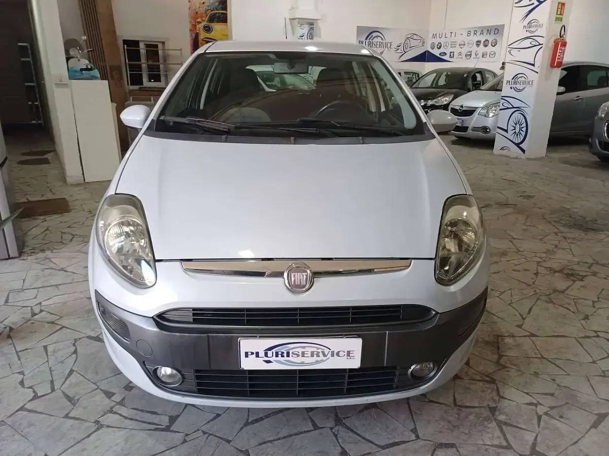Usata Fiat Punto Evo Emotion 95 CV (69 kW) 2011 Bianco Utilitaria