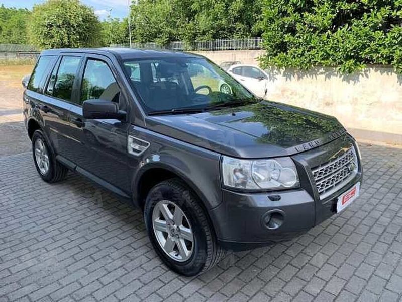 Venduto Land Rover Freelander 2.2 TD4. auto usate in vendita