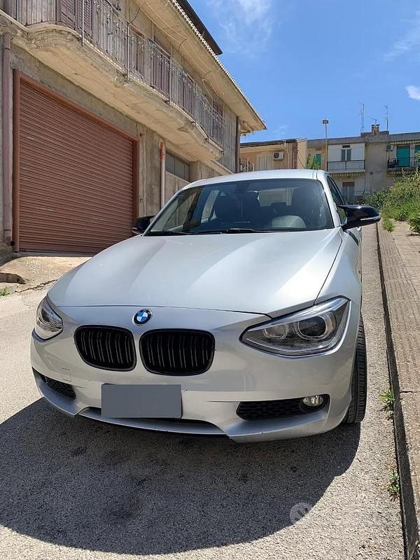 Usata BMW 118 Efficient Dynamics 143 CV (105 kW) 2013 Grigio Utilitaria