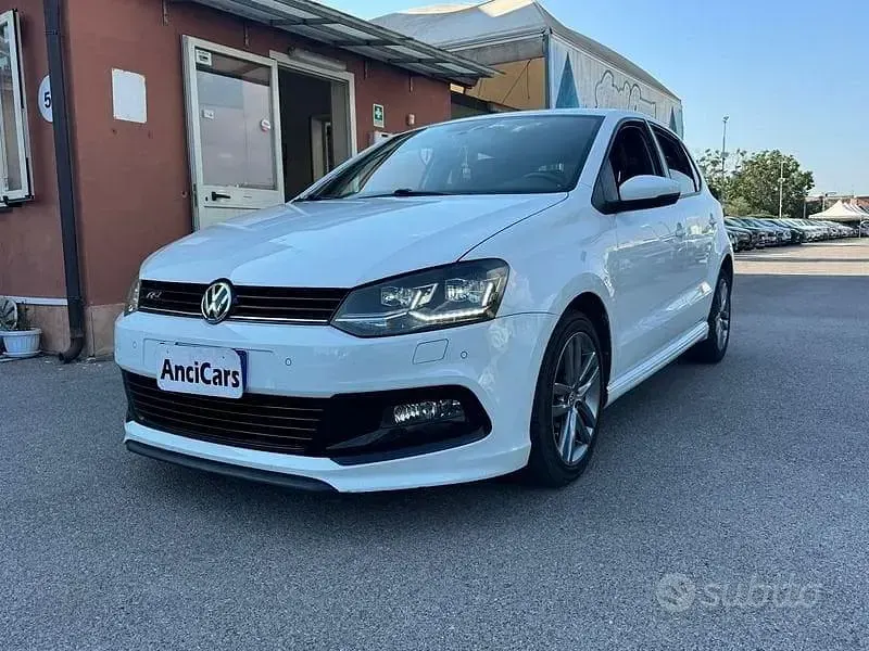 Usata VW Polo Highline 90 CV (66 kW) 2017 Bianco Berlina