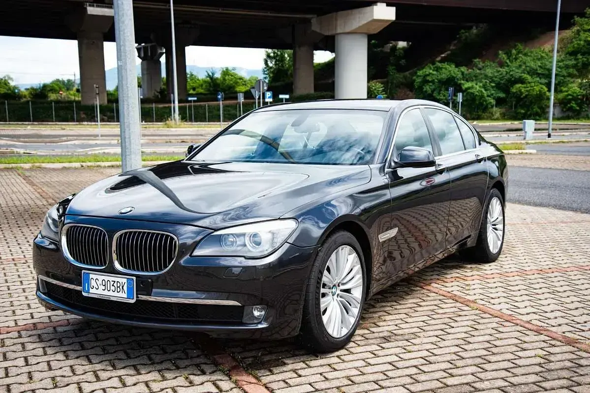 Usata BMW 730 245 CV (180 kW) 2010 Berlina