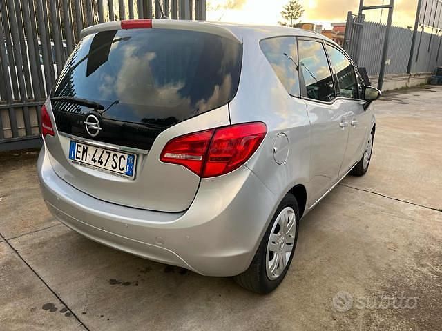 Occasion Opel Meriva Cosmo 120 ch (88 kW) 2012 Gris Monospace